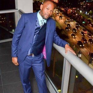 Meet your Posher, Collin